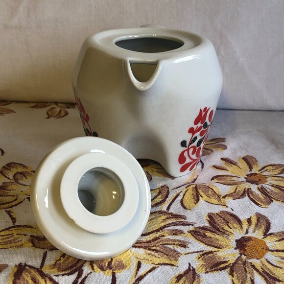 Vintage Hollohaza White with Red Rooster Small Ceramic Teapot or Creamer Hungary - Picture 5 of 7